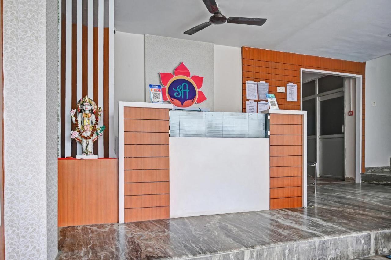 Oyo 7498 Hotel Aparajita バラナシ エクステリア 写真