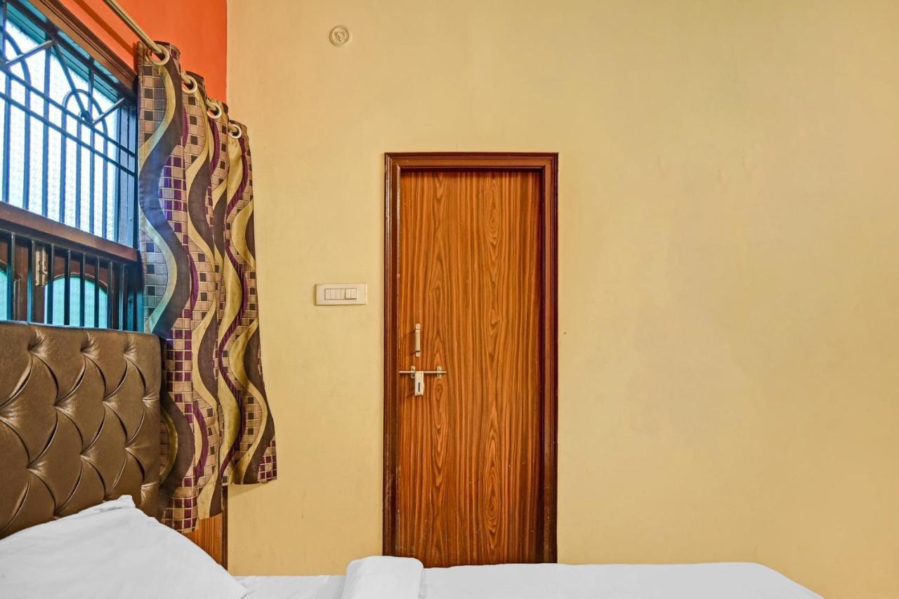 Oyo 7498 Hotel Aparajita バラナシ エクステリア 写真