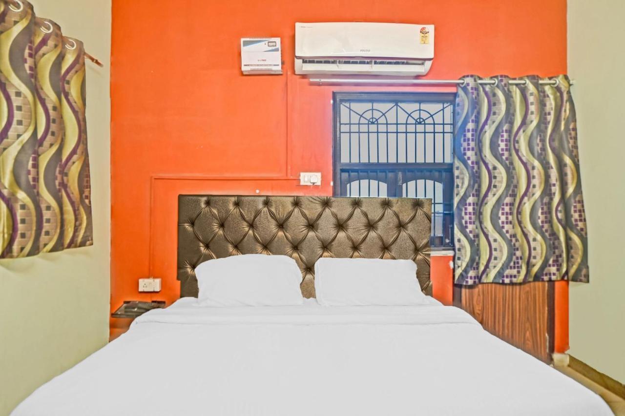 Oyo 7498 Hotel Aparajita バラナシ エクステリア 写真
